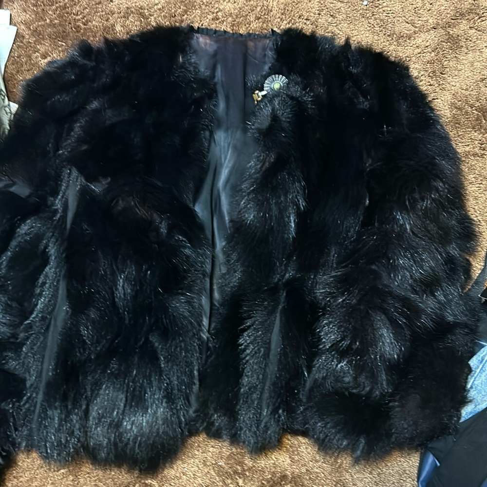 WINKELMAN’S WOMEN’S AUTHENTIC BLACK FUR COAT